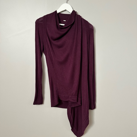 Lululemon Purple Women's Sweater Size 6 - Picture 2 of 5